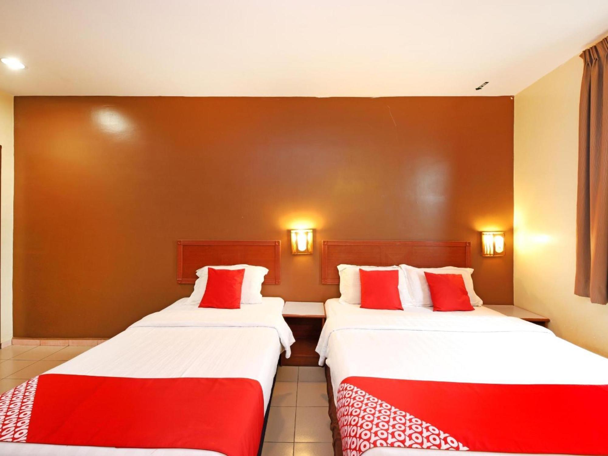 Super Oyo 447 Comfort Hotel Meru Klang Exteriér fotografie