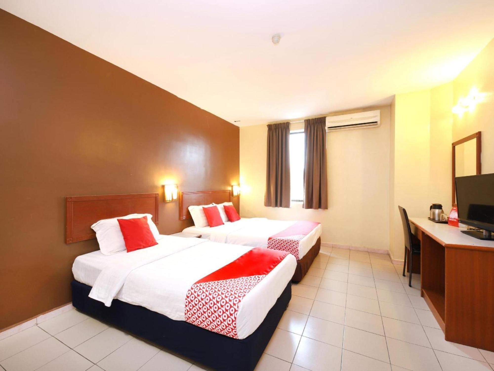 Super Oyo 447 Comfort Hotel Meru Klang Exteriér fotografie